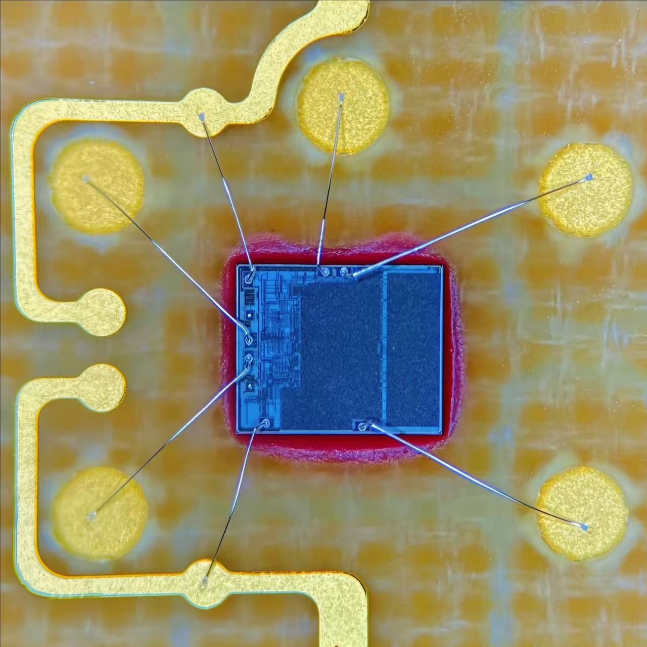 自適應合金線鍵合技術